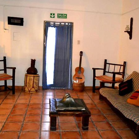 Nuevo Puesto Hostelサルタ エクステリア 写真