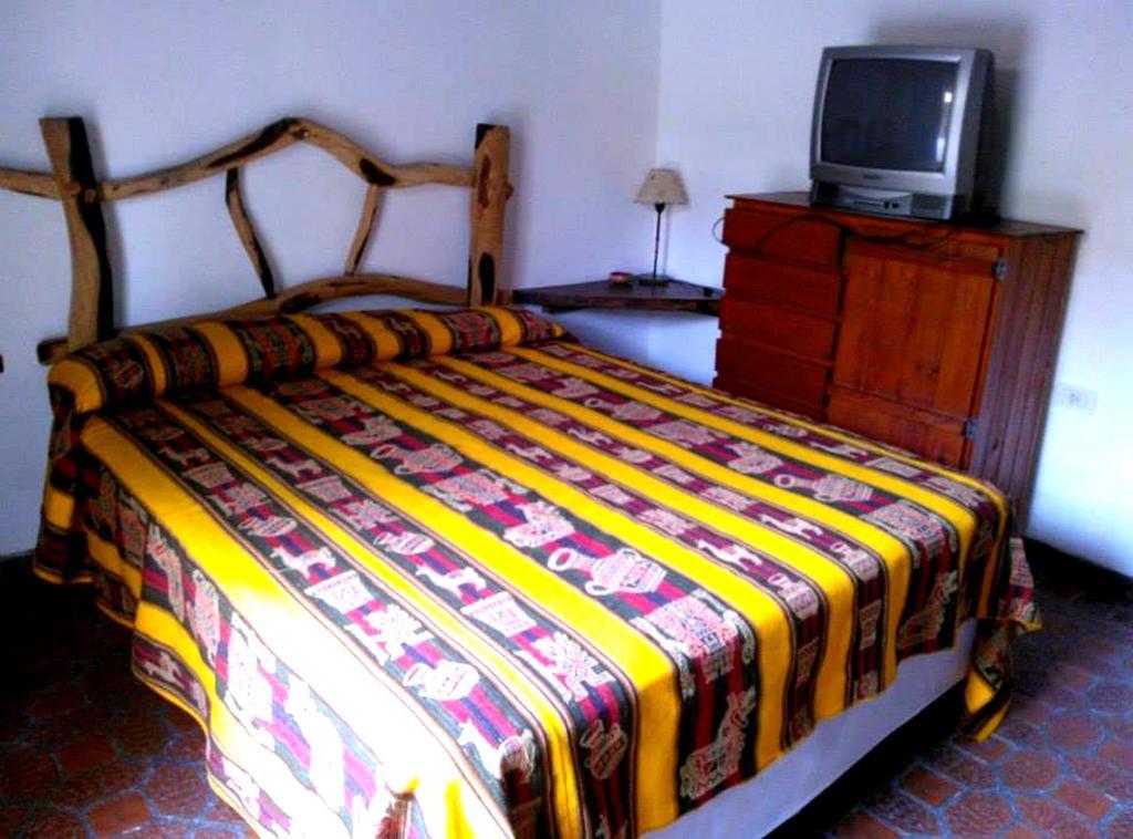 Nuevo Puesto Hostelサルタ エクステリア 写真