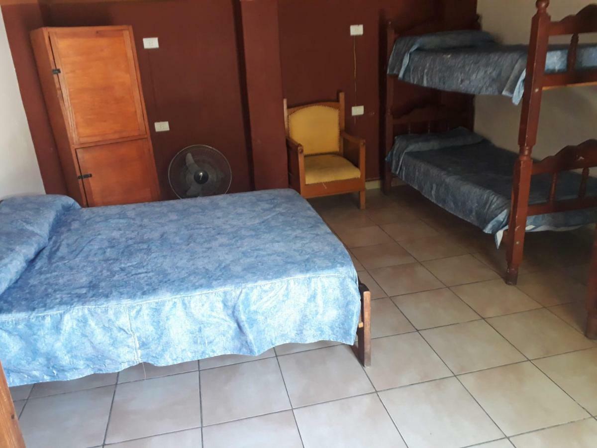 Nuevo Puesto Hostelサルタ エクステリア 写真