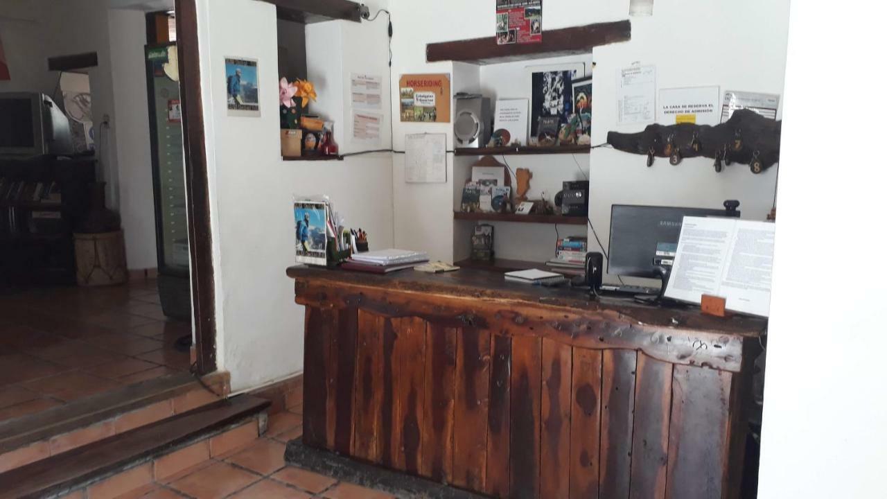 Nuevo Puesto Hostelサルタ エクステリア 写真